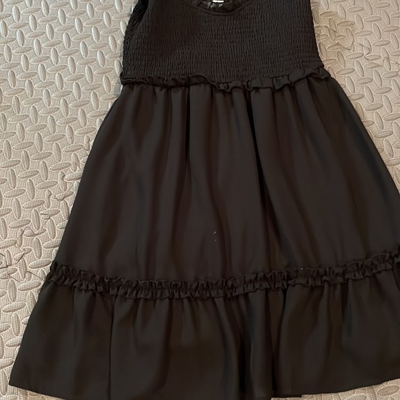 Dress - Picture 6 of 6